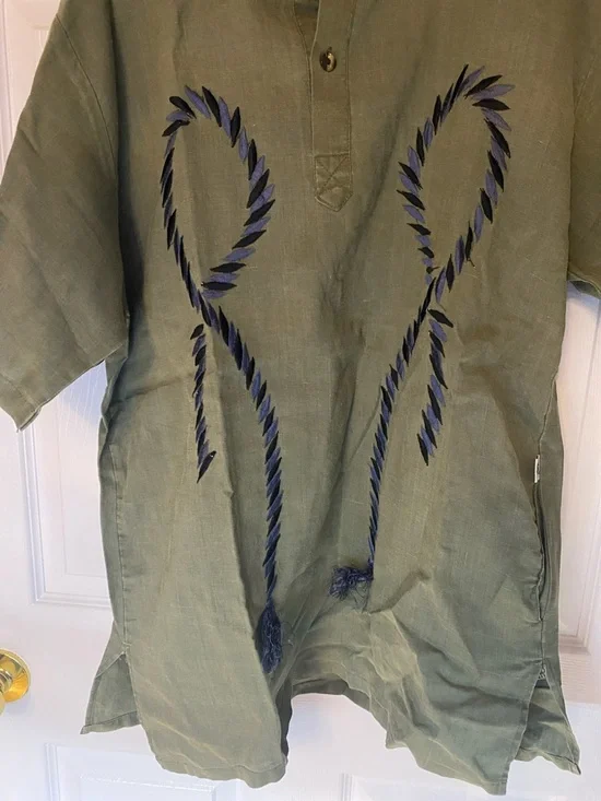 Yves Saint Laurent Olive Green Short-Sleeve Embroidered Shirt with Navy Detail - Picture 4 of 7